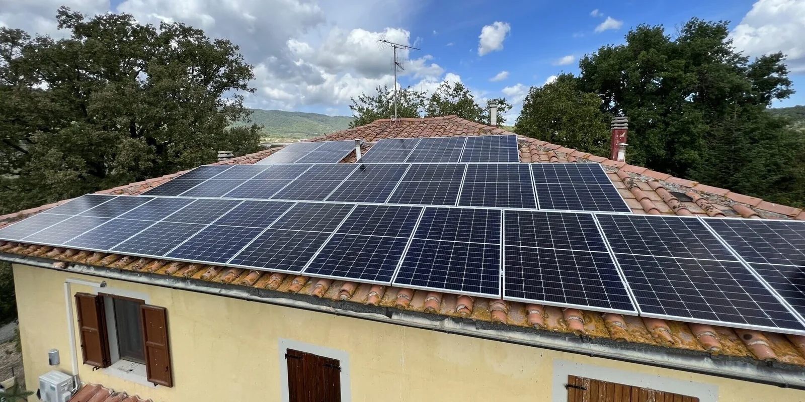 Progetto Orizon: fotovoltaico per una bifamiliare a barberino di mugello